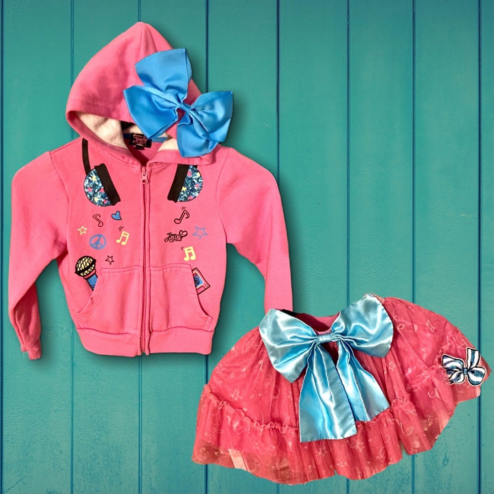 JoJo Siwa Sweatshirt and Skirt